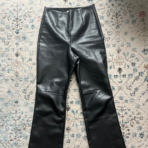 Wilfred Vegan Leather Pant Size 4 - Picture 1 of 4